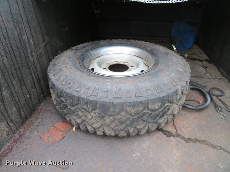 image for item DG3787 2001 Dodge Ram 2500 utility bed pickup truck