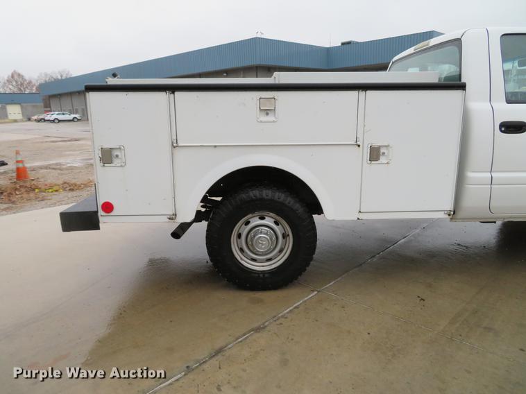 image for item DG3787 2001 Dodge Ram 2500 utility bed pickup truck