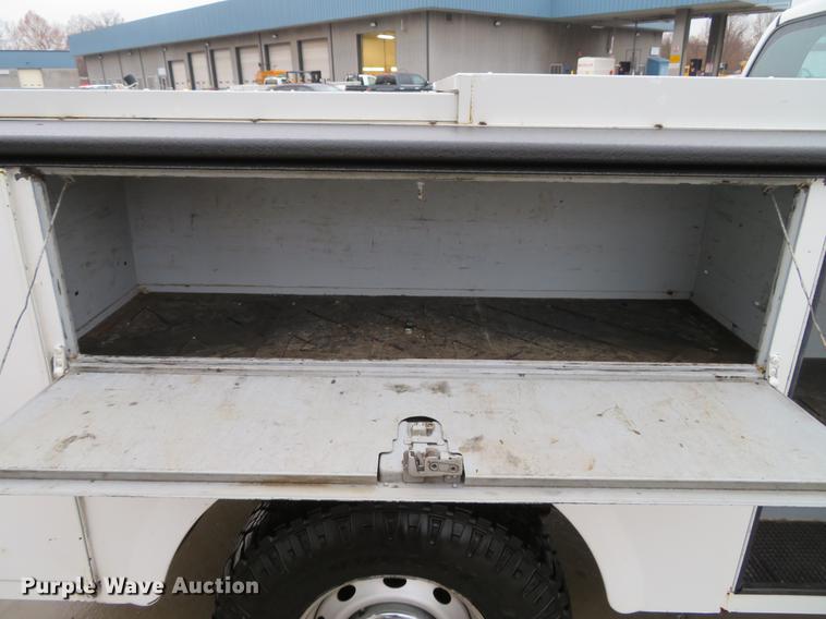 image for item DG3787 2001 Dodge Ram 2500 utility bed pickup truck