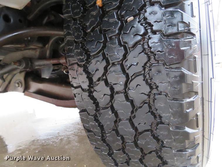 image for item DG3787 2001 Dodge Ram 2500 utility bed pickup truck