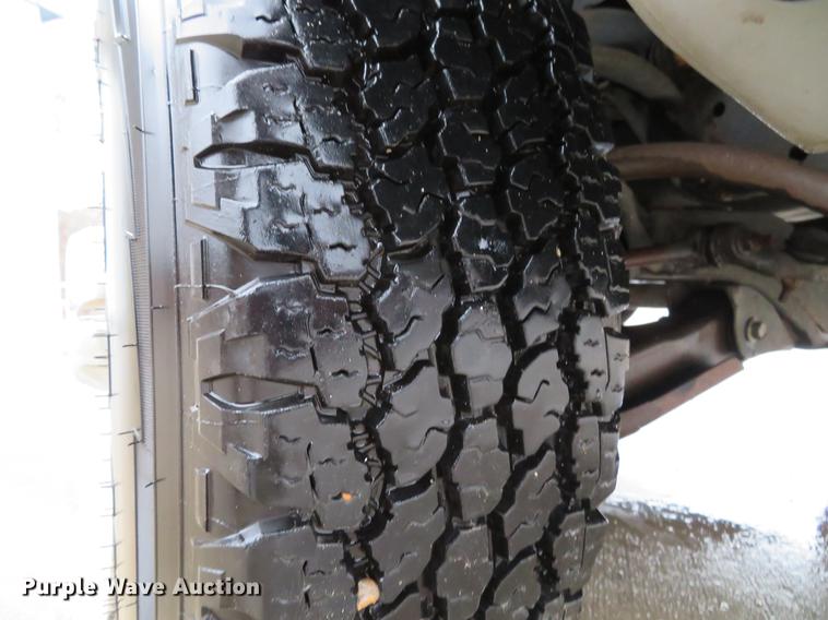 image for item DG3787 2001 Dodge Ram 2500 utility bed pickup truck