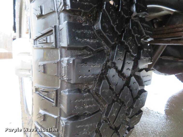 image for item DG3787 2001 Dodge Ram 2500 utility bed pickup truck