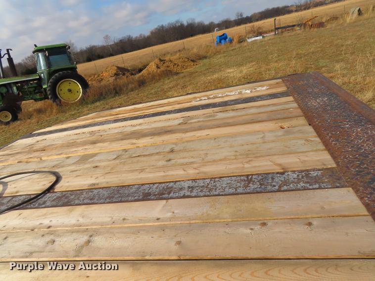 image for item DN9157 1995 Starlite drop deck trailer