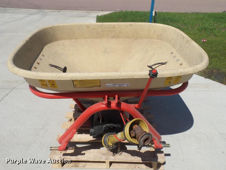 image for item DX9121 Vicon spreader