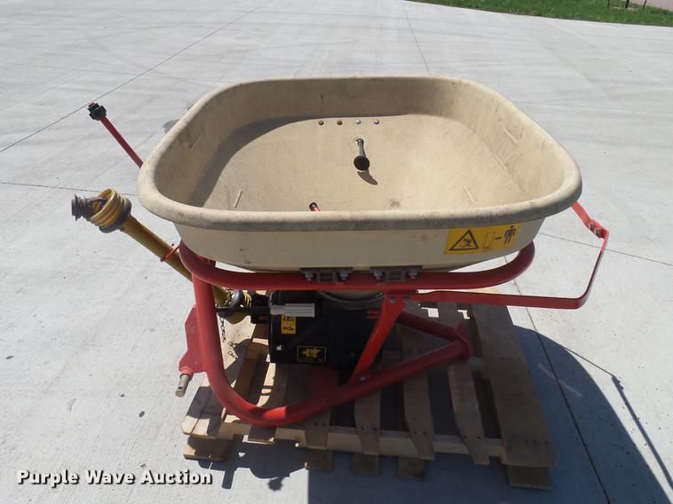 image for item DX9121 Vicon spreader