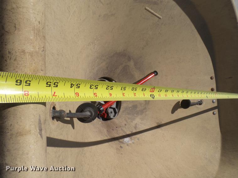 image for item DX9121 Vicon spreader