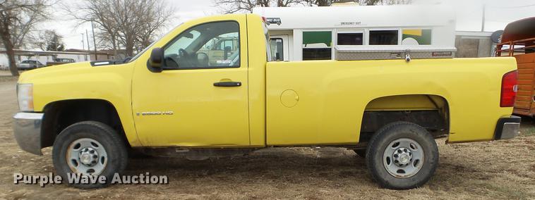 image for item DX9739 2009 Chevrolet Silverado 2500 pickup truck