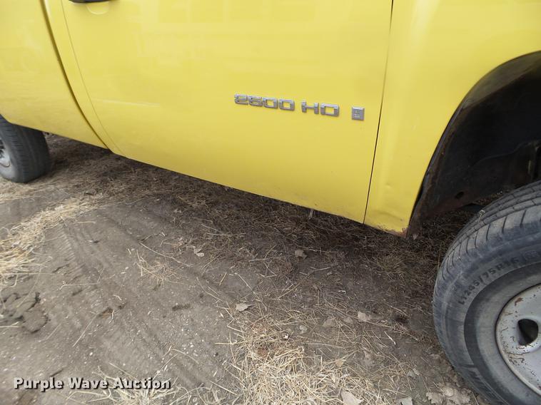 image for item DX9739 2009 Chevrolet Silverado 2500 pickup truck