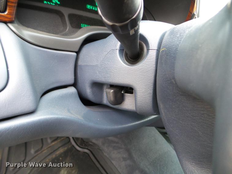 image for item DX9743 2005 Cadillac DeVille