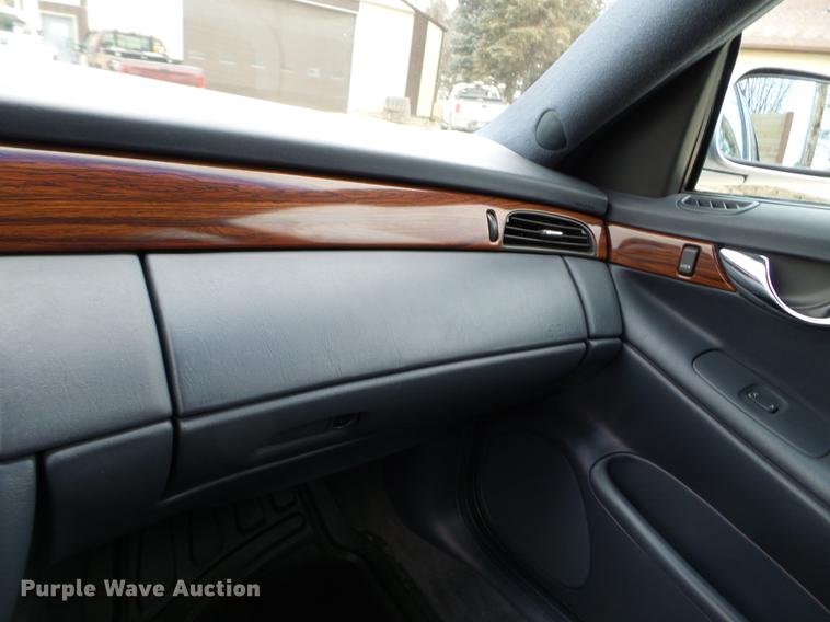 image for item DX9743 2005 Cadillac DeVille