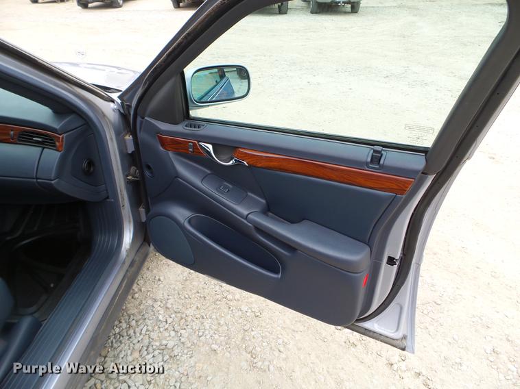 image for item DX9743 2005 Cadillac DeVille