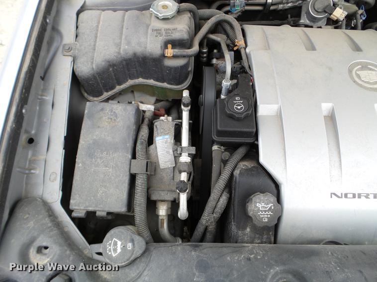 image for item DX9743 2005 Cadillac DeVille