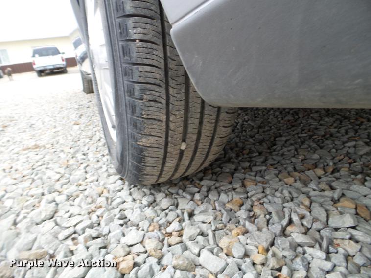 image for item DX9743 2005 Cadillac DeVille