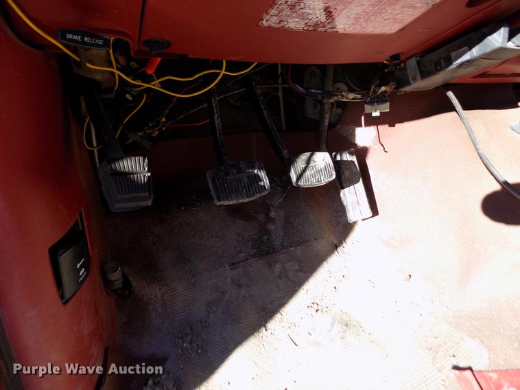 image for item DY9159 1989 Ford F350 Custom Crew Cab pickup truck