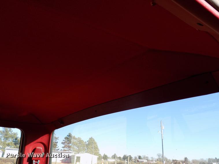 image for item DY9159 1989 Ford F350 Custom Crew Cab pickup truck