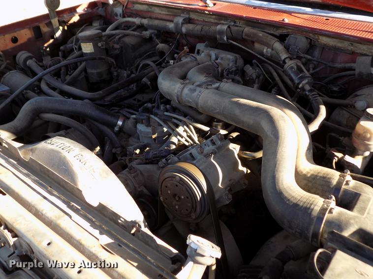 image for item DY9159 1989 Ford F350 Custom Crew Cab pickup truck