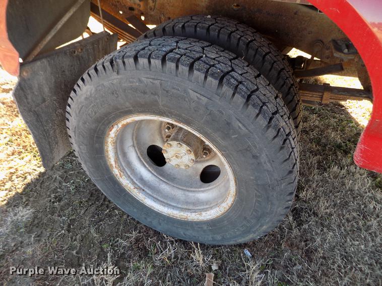 image for item DY9159 1989 Ford F350 Custom Crew Cab pickup truck