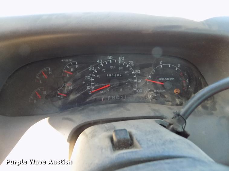 image for item DY9160 1999 Ford F350 Super Duty SuperCab pickup truck