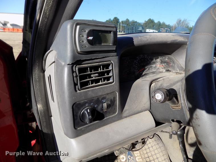 image for item DY9160 1999 Ford F350 Super Duty SuperCab pickup truck