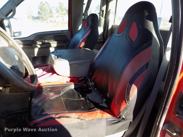 image for item DY9160 1999 Ford F350 Super Duty SuperCab pickup truck