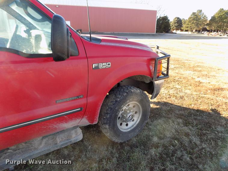 image for item DY9160 1999 Ford F350 Super Duty SuperCab pickup truck