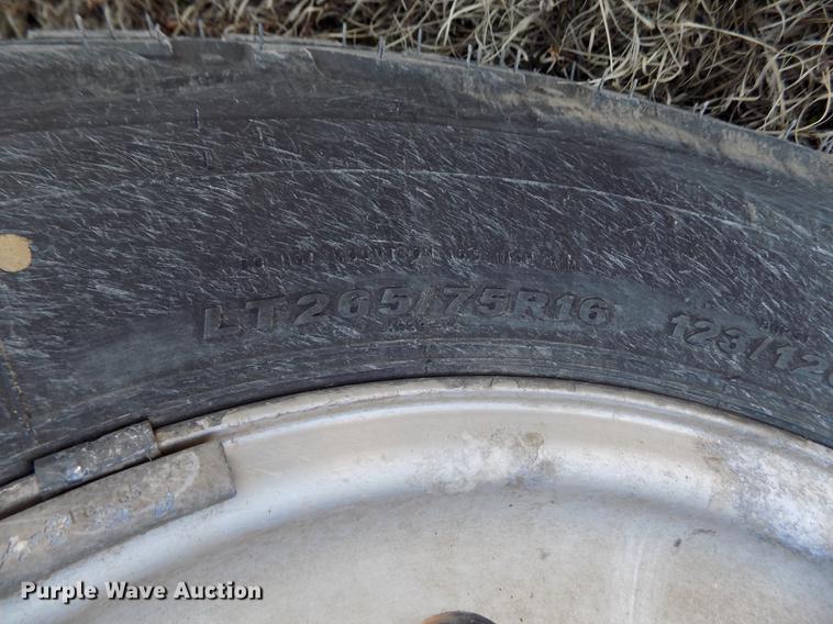 image for item DY9160 1999 Ford F350 Super Duty SuperCab pickup truck