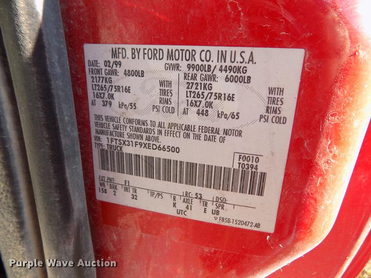 image for item DY9160 1999 Ford F350 Super Duty SuperCab pickup truck