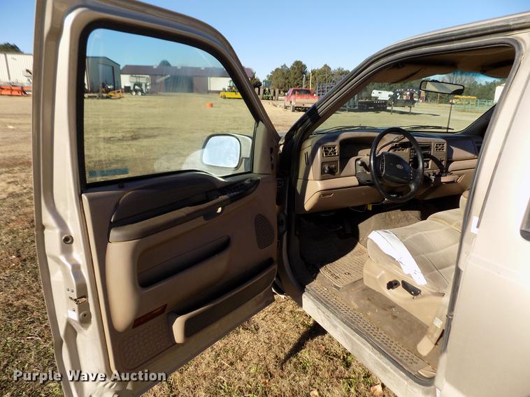 image for item DY9161 1999 Ford F250 Super Duty Crew Cab pickup truck