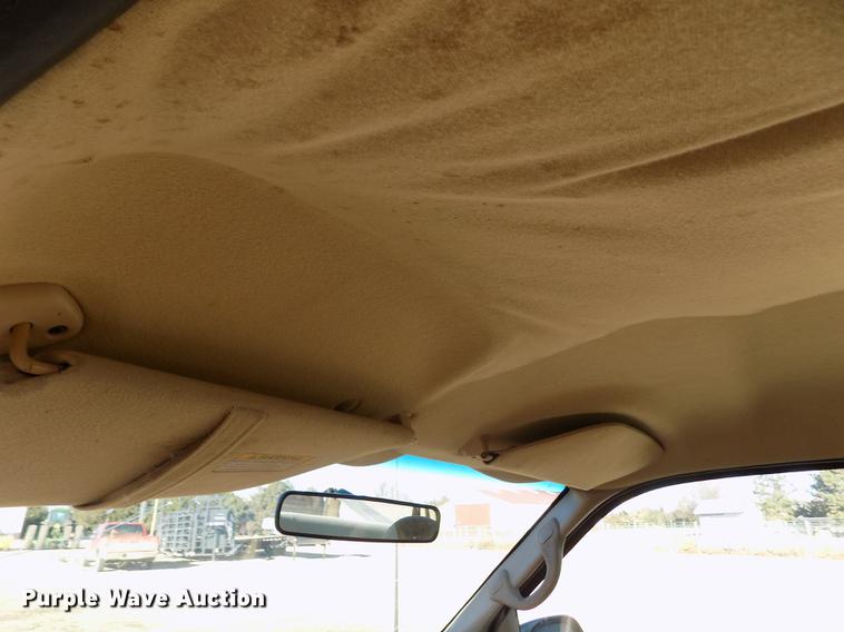 image for item DY9161 1999 Ford F250 Super Duty Crew Cab pickup truck