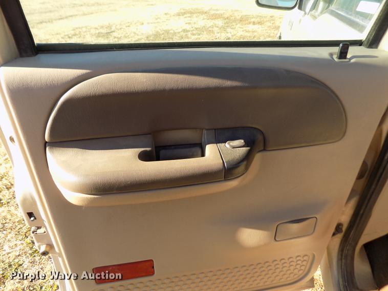 image for item DY9161 1999 Ford F250 Super Duty Crew Cab pickup truck