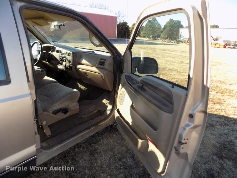 image for item DY9161 1999 Ford F250 Super Duty Crew Cab pickup truck