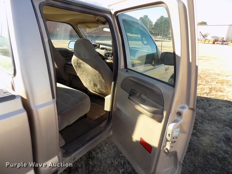 image for item DY9161 1999 Ford F250 Super Duty Crew Cab pickup truck