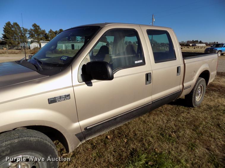 image for item DY9161 1999 Ford F250 Super Duty Crew Cab pickup truck