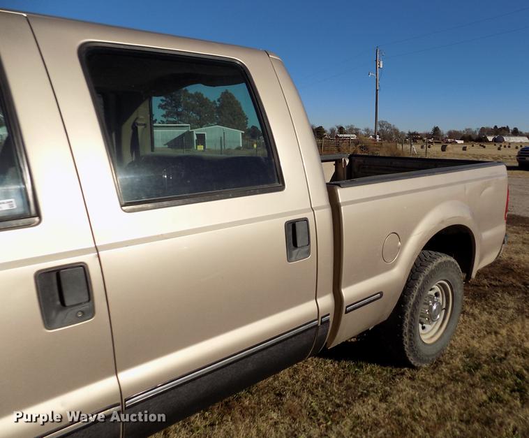 image for item DY9161 1999 Ford F250 Super Duty Crew Cab pickup truck