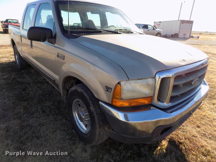image for item DY9161 1999 Ford F250 Super Duty Crew Cab pickup truck
