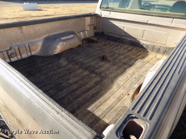 image for item DY9161 1999 Ford F250 Super Duty Crew Cab pickup truck