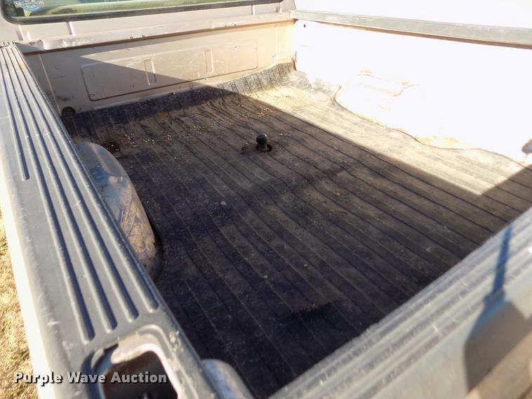 image for item DY9161 1999 Ford F250 Super Duty Crew Cab pickup truck