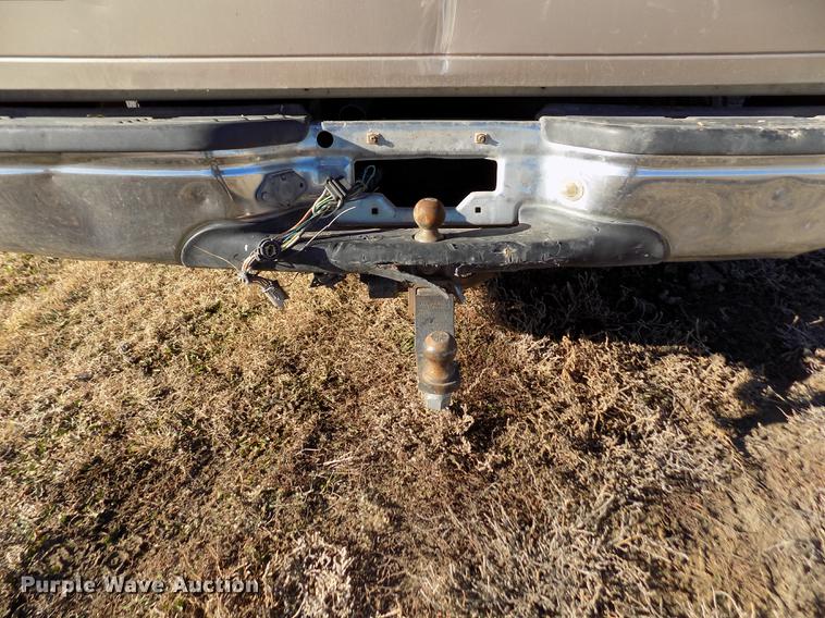 image for item DY9161 1999 Ford F250 Super Duty Crew Cab pickup truck