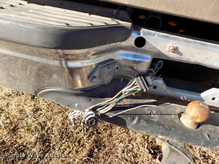 image for item DY9161 1999 Ford F250 Super Duty Crew Cab pickup truck