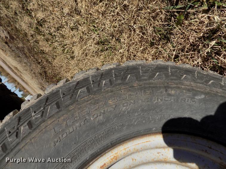 image for item DY9161 1999 Ford F250 Super Duty Crew Cab pickup truck