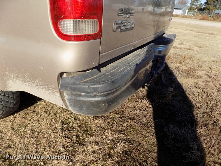 image for item DY9161 1999 Ford F250 Super Duty Crew Cab pickup truck