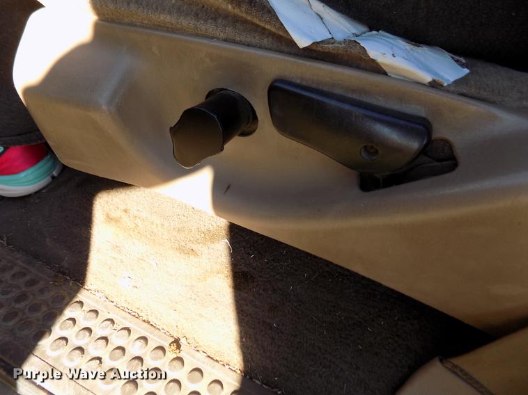 image for item DY9161 1999 Ford F250 Super Duty Crew Cab pickup truck