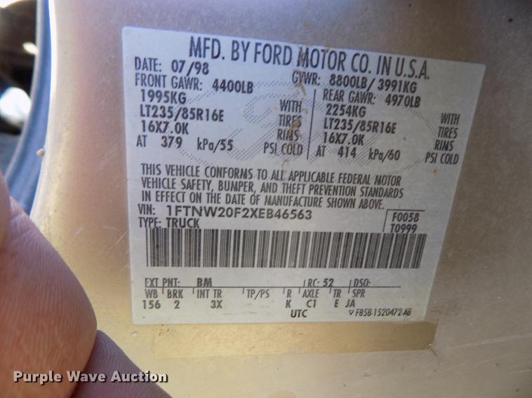 image for item DY9161 1999 Ford F250 Super Duty Crew Cab pickup truck