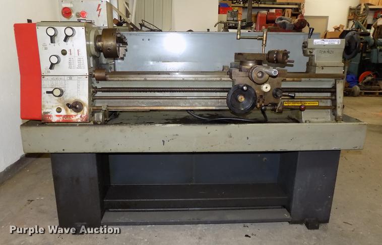 image for item DZ9602 Clausing Colchester 600 metal lathe