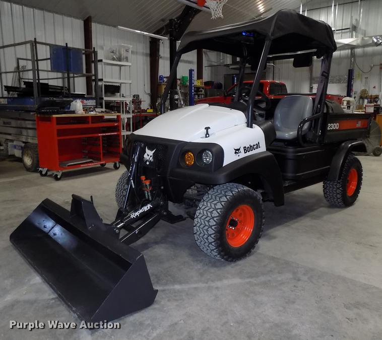 image for item DZ9609 2006 Bobcat 2300 utility vehicle