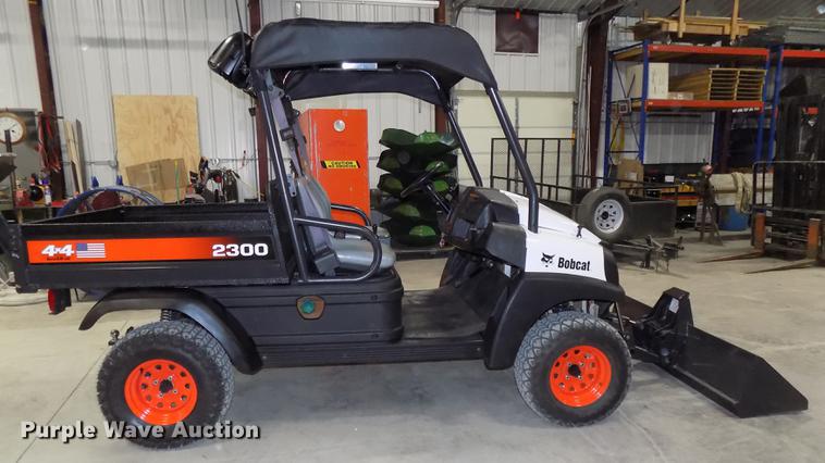 image for item DZ9609 2006 Bobcat 2300 utility vehicle