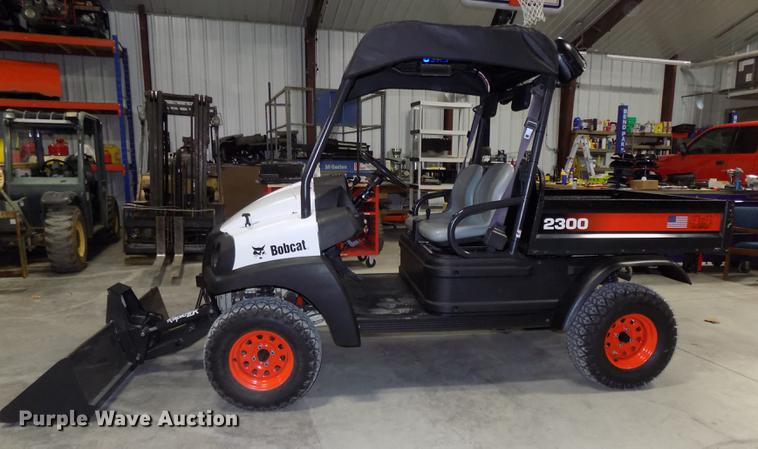 image for item DZ9609 2006 Bobcat 2300 utility vehicle
