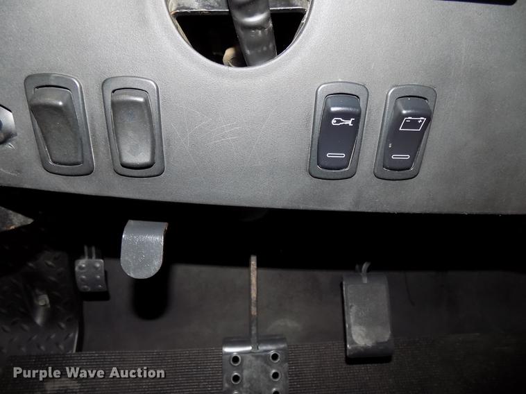 image for item DZ9609 2006 Bobcat 2300 utility vehicle