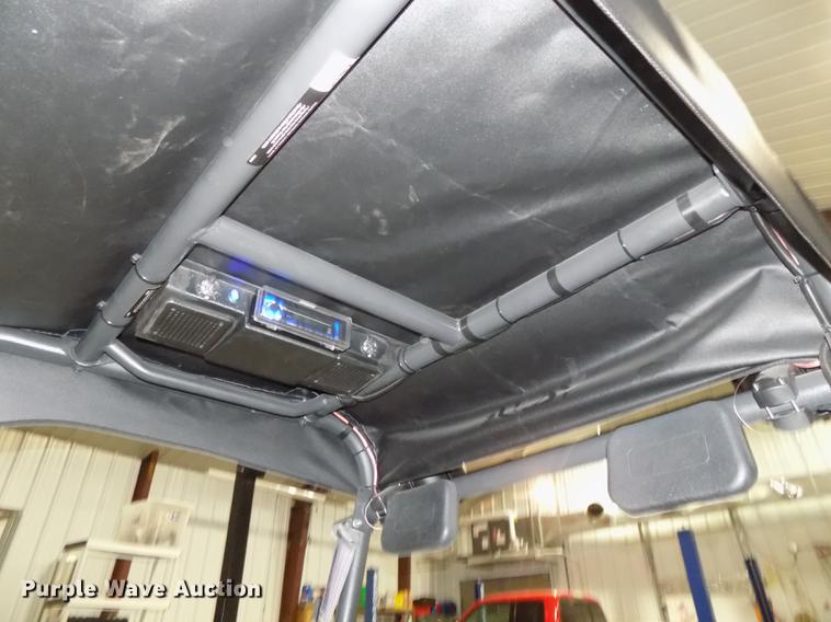 image for item DZ9609 2006 Bobcat 2300 utility vehicle