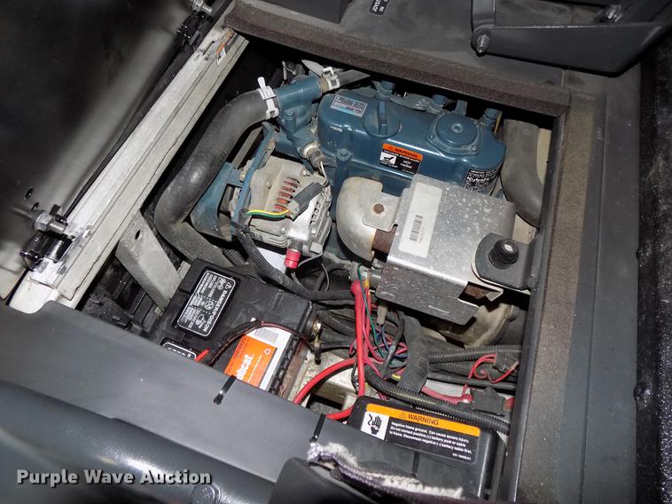 image for item DZ9609 2006 Bobcat 2300 utility vehicle